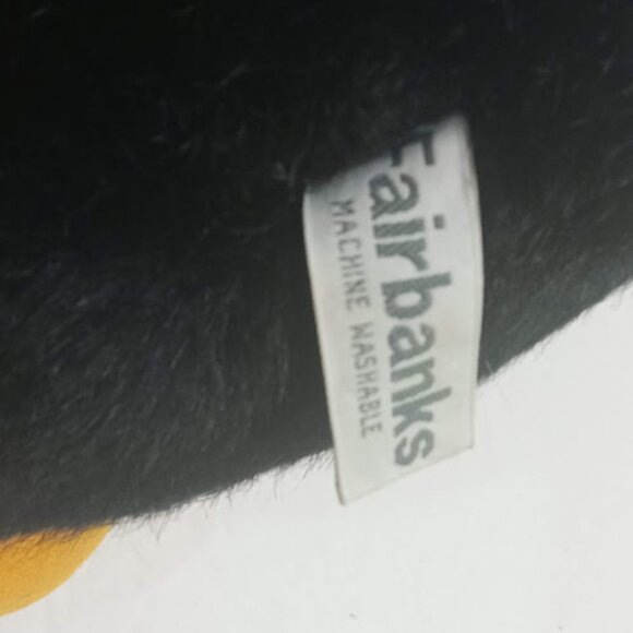 Russ Berrie Fairbanks Plush Penguin Stuffed Animal 7" Tall Heart Bow Tie Plush - Picture 8 of 11